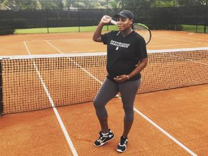 Foto: Hamil 8 Bulan, Serena Williams Masih Rajin Latihan Fisik 20 Menit