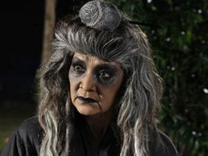Kepergian Aktris Senior Farida Pasha Mak Lampir Kepergian Aktris Senior Farida Pasha Mak Lampir