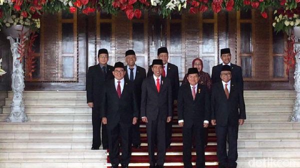 Foto: Jokowi Hadiri Paripurna DPR, Novanto Absen