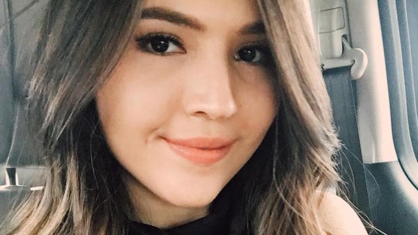 Foto: 10 Pesona Artis Cantik Pemilik Lesung Pipit Paling Menawan