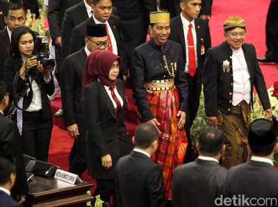 Foto: Kompak, Jokowi-JK Berbaju Adat di Sidang Tahunan