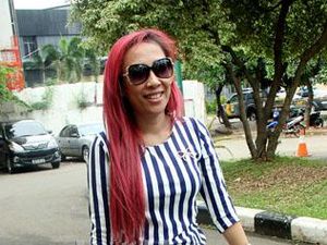 Dihamili Pacar, Dewi Sanca Merasa Bodoh Dihamili Pacar, Dewi Sanca Merasa Bodoh