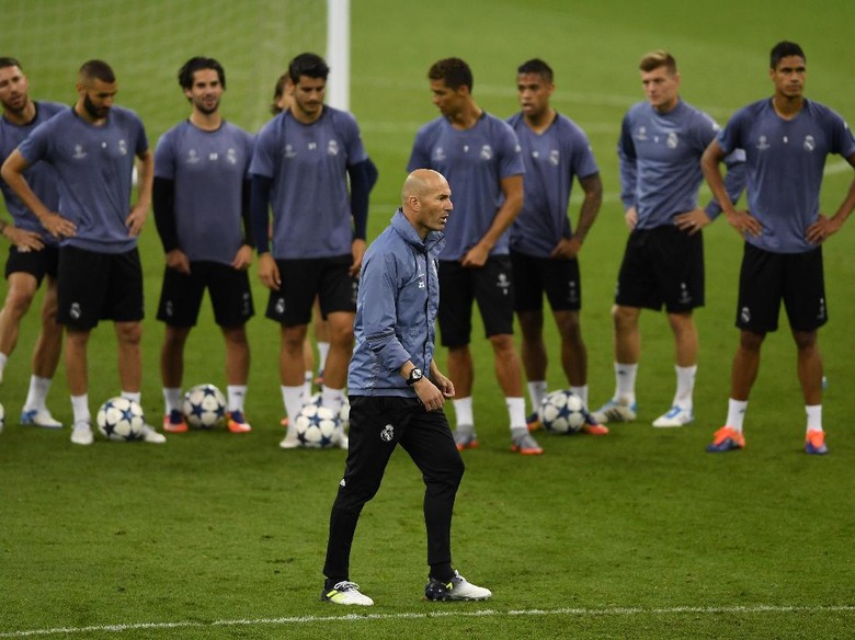 Madrid yang Langsung Panas di Laga Resmi Bikin Zidane Girang Madrid yang Langsung Panas di Laga Resmi Bikin Zidane Girang