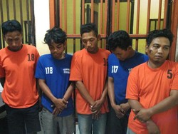 Polisi Amankan 6 Pelaku Pencurian Gudang Mesin Kapal