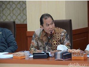 DPR Tak Diberi Info Ibu Kota Baru, Anggota Gerindra: Pelanggaran UU! DPR Tak Diberi Info Ibu Kota Baru, Anggota Gerindra: Pelanggaran UU!