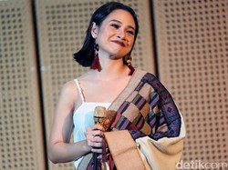 Menangkap Keindahan yang Berbeda di Video Musik Indahnya Dunia Andien