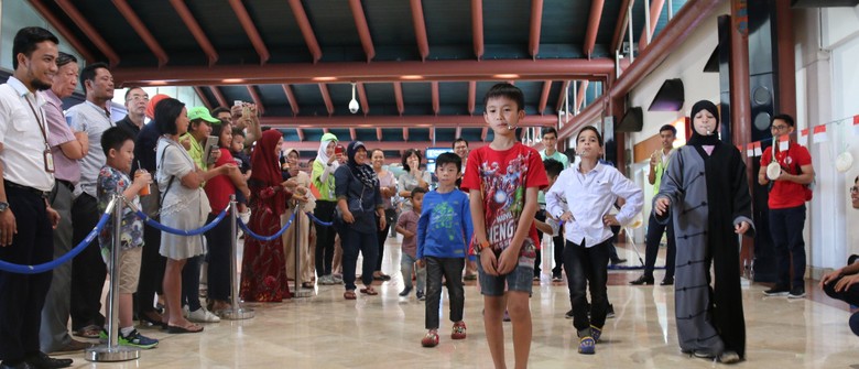 Saat Anak-anak WNA Ikut Lomba HUT ke-72 RI di Bandara Soekarno-Hatta