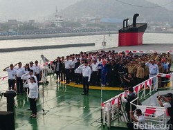 HUT RI, Upacara Digelar di Atas Kapal di Perairan Selat Sunda