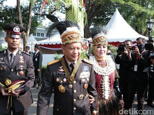 Istri Tito Karnavian: Suami Tak Menang Karena Tak Pakai Koteka