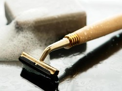 Ternyata.. Ini Alasan Rambut Bisa Tumbuh di Area Puting Payudara