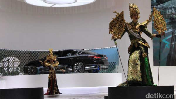 Lenggok Puteri Indonesia Kenalkan Budaya Indonesia