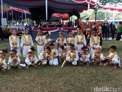 Bangganya Saat si Kecil Tampil di HUT RI ke-72 di Istana Negara