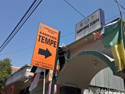 Mengunjungi Sentra Perajin Tempe di Tenggilis Kauman