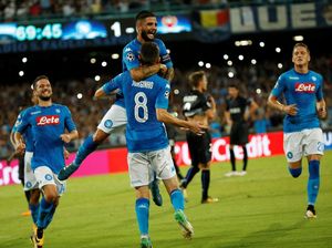 Napoli atasi Nice 2-0