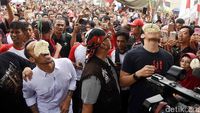 Ketika Cast Warkop DKI Reborn Part 2 Ikut Lomba Makan Kerupuk
