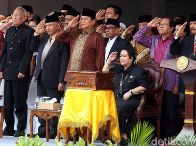 Prabowo dan Amien Rais Hadiri Upacara Kemerdekaan di UBK