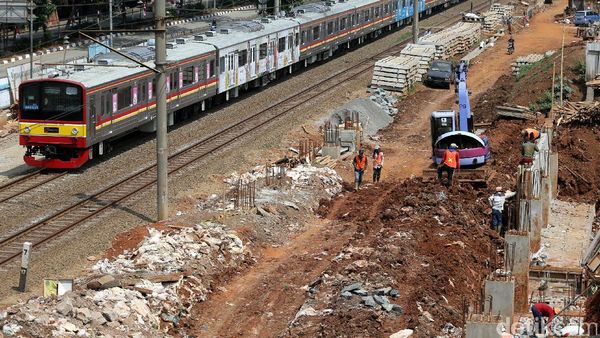 Double Double Track Percepat Perpindahan Orang