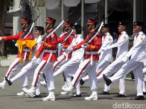 Berapa Jumlah Pengibar Bendera Upacara HUT RI? Ini Ketentuan Paskibraka Berapa Jumlah Pengibar Bendera Upacara HUT RI? Ini Ketentuan Paskibraka