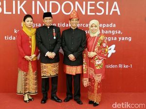 Foto : Gaya Nyentrik Menteri Kabinet Jokowi Saat HUT RI