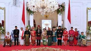 Foto-foto Seru HUT ke-72 RI di Istana dan Nyentriknya Para Menteri