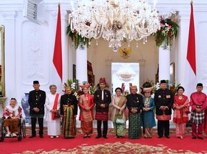 Foto-foto Seru HUT ke-72 RI di Istana dan Nyentriknya Para Menteri