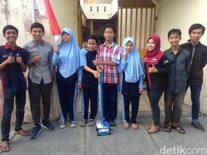 Mahasiswa UGM Ciptakan Tongkat Pemberi Instruksi untuk Tunanetra Mahasiswa UGM Ciptakan Tongkat Pemberi Instruksi untuk Tunanetra