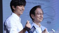 Aksi Gong Yoo Sapa Penggemar di Taiwan