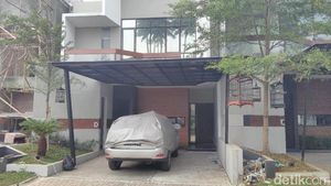 Foto: Ini Penampakan Rumah Adik Bos First Travel di Jaksel