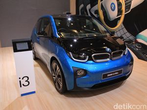 Pamer i3, BMW Tunjukkan Standar Mobilitas Masa Depan Pamer i3, BMW Tunjukkan Standar Mobilitas Masa Depan