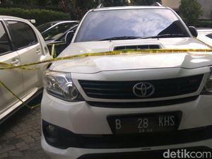 Polisi Sita Fortuner yang Dibeli Pakai Nama Adik Bos First Travel