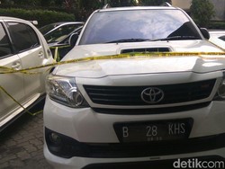 Polisi Sita Fortuner yang Dibeli Pakai Nama Adik Bos First Travel