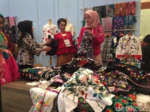 Pernah Ditipu, Kini Wanita Ini Bisnis Bordir Beromzet Rp 60 Juta/Bulan Pernah Ditipu, Kini Wanita Ini Bisnis Bordir Beromzet Rp 60 Juta/Bulan