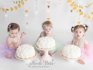 Ada Cerita Spesial di Balik Foto 3 Bayi dengan Down Syndrome Ini