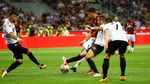 Pesta Setengah Lusin Gol Milan