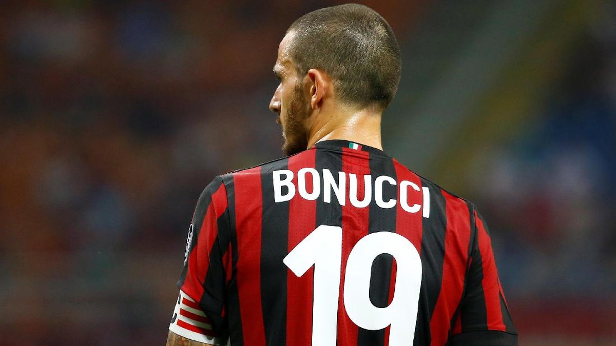 Bonucci pindah dari Juventus ke AC Milan dan dituding menjadi pengkhianat (Stefano Rellandini/Reuters)