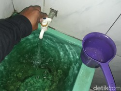 Musim Kemarau, Suplai Air Bersih di Kabupaten Bandung Terganggu
