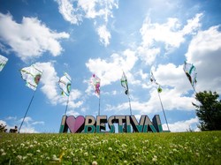 Dari Stars & Rabbit Hingga Bag Riders Akan Tampil di Bestival Bali