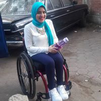 Rania Roushdy, Hijabers Cantik yang Berjuang Makara Model di Atas Kursi Roda