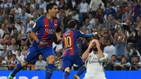 Kekalahan nomor enam Madrid terjadi dengan cara yang menyesakkan. Menjamu Barcelona di Santiago Bernabeu, 23 April 2017, Madrid kalah 2-3 lewat gol Lionel Messi di periode injury time. (David Ramos/Getty Images)