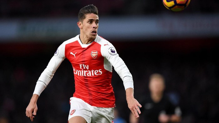 Gabriel Paulista LONDON, ENGLAND - NOVEMBER 27: Gabriel of Arsenal in action during the Premier League match between Arsenal and AFC Bournemouth at Emirates Stadium on November 27, 2016 in London, England. (Photo by Shaun Botterill/Getty Images)