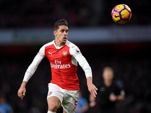 Arsenal Lepas Gabriel Paulista ke Valencia