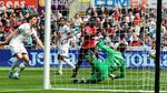 Pesta Empat Gol MU di Kandang Swansea