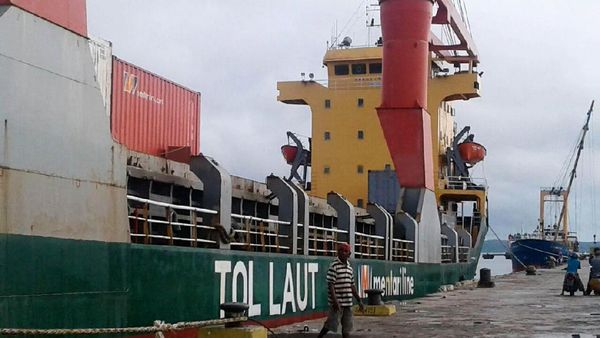 Foto: Tol Laut Jokowi Buka Isolasi Pulau Terluar RI, Ini Hasilnya