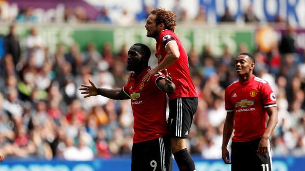 Pesta Empat Gol MU di Kandang Swansea