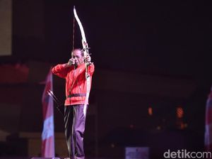 Aksi Memanah Jokowi di Countdown Asian Games 2018 yang Bikin Kagum