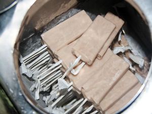 Anak 90-an Pasti Ingat 10 Es Krim Jadul yang Kian Langka Ini!