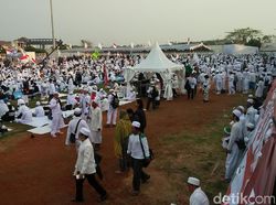 Video Habib Rizieq Sapa Peserta Milad FPI Via Rekaman Suara