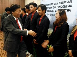 Murdaya Poo, #CrazyRichSurabayan yang Cinta Golf