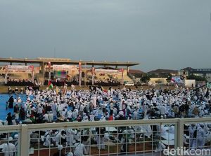 FPI Deklarasikan Gerakan Salat Subuh Berjemaah di Milad Ke-19