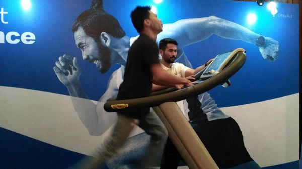 Foto: Uji Kebugaran, Menjajal Lari dengan Kecepatan Atlet Profesional